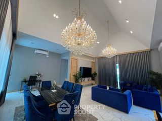 Villa en alquiler de 4 habitaciones en Bang Lamung, Chonburi