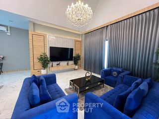 Villa en alquiler de 4 habitaciones en Bang Lamung, Chonburi