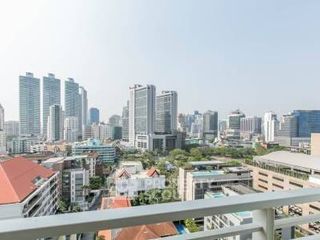For sale 3 bedrooms condo in Khlong Toei, Bangkok