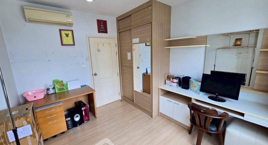 For sale 2 bedrooms condo in Bang Sue, Bangkok