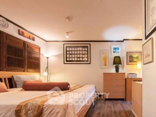 For sale 2 bedrooms condo in Yan Nawa, Bangkok