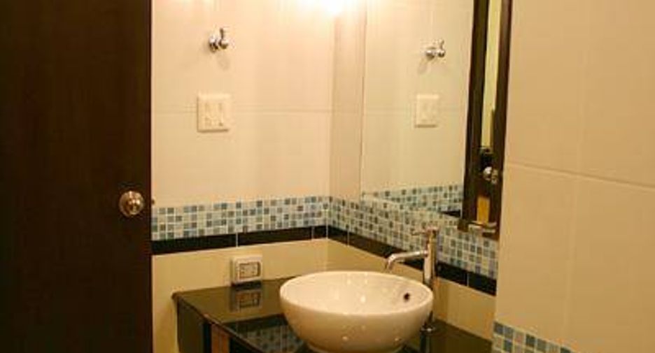 For rent 2 bedrooms condo in Central Pattaya, Pattaya