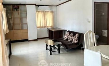 For sale 2 bedrooms condo in Khlong Toei, Bangkok