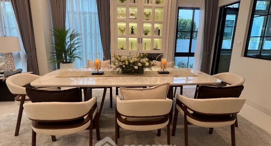 For rent 4 bedrooms house in Saphan Sung, Bangkok
