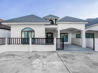 Продажа 3 спальни дом в Банг Ламунг, Чонбури