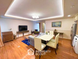For rent 2 bedrooms apartment in Watthana, Bangkok