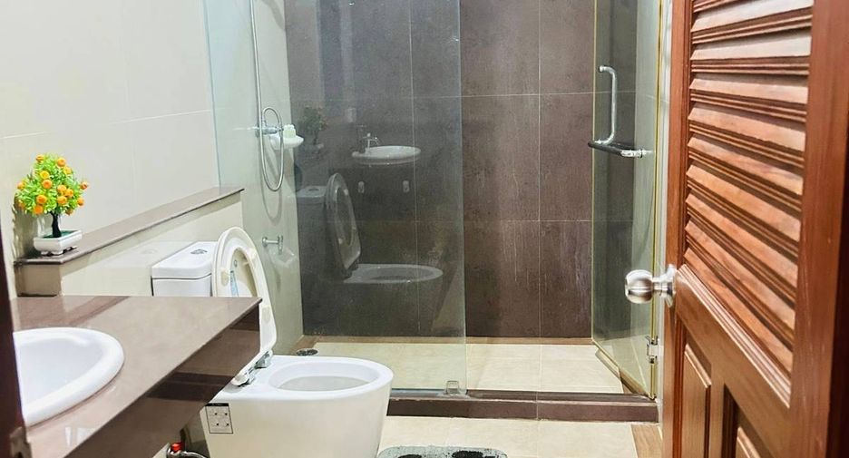 À vendre 2 chambres maison à East Pattaya, Pattaya