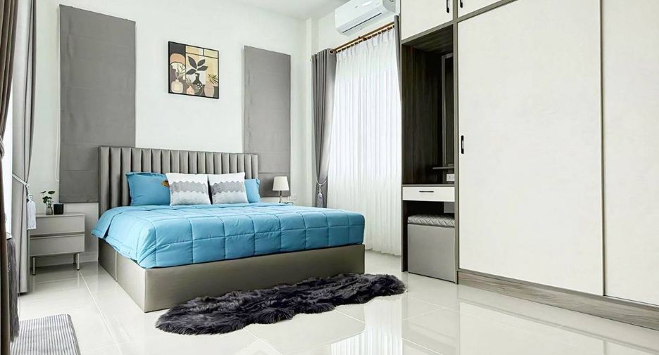 For rent 3 bedrooms villa in East Pattaya, Pattaya