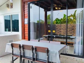For rent 3 bedrooms house in Na Jomtien, Pattaya