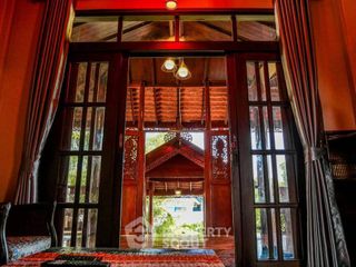 For rent 3 bedrooms house in Na Jomtien, Pattaya