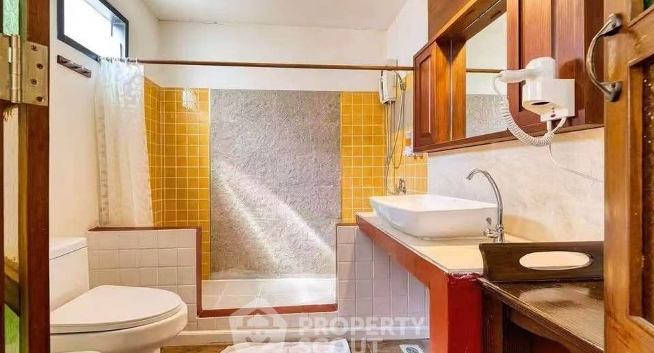 Haus zur Miete mit 8 Zimmer in Bang Lamung, Chonburi