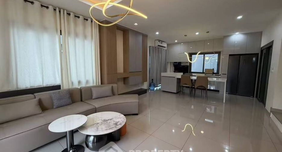 For rent 4 bedrooms house in Bang Lamung, Chonburi