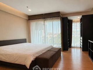 For rent and for sale 5 bedrooms condo in Yan Nawa, Bangkok