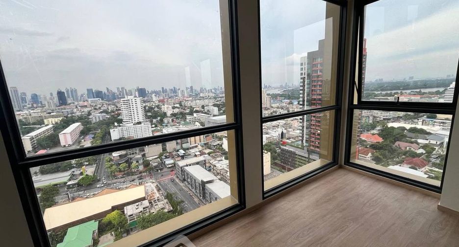 For sale 2 bedrooms condo in Sathon, Bangkok