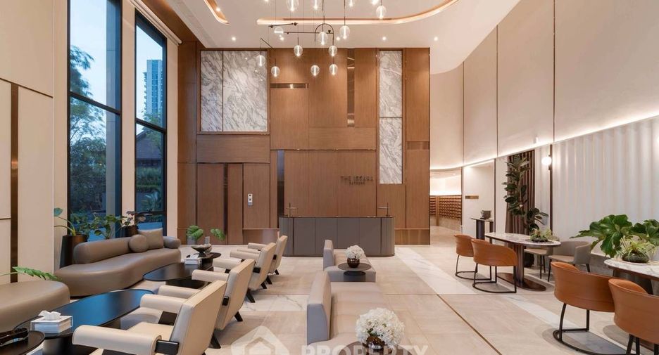 For sale 2 bedrooms condo in Sathon, Bangkok