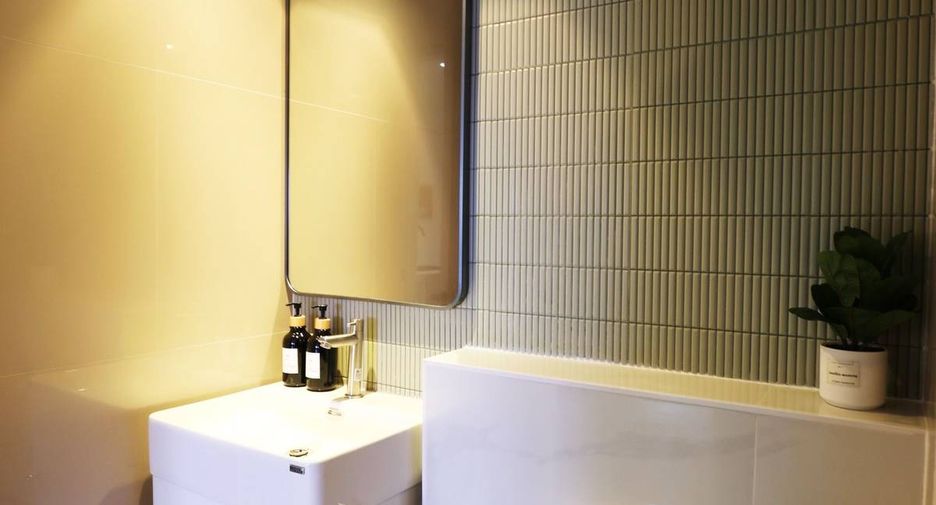 For sale 2 bedrooms condo in Chatuchak, Bangkok