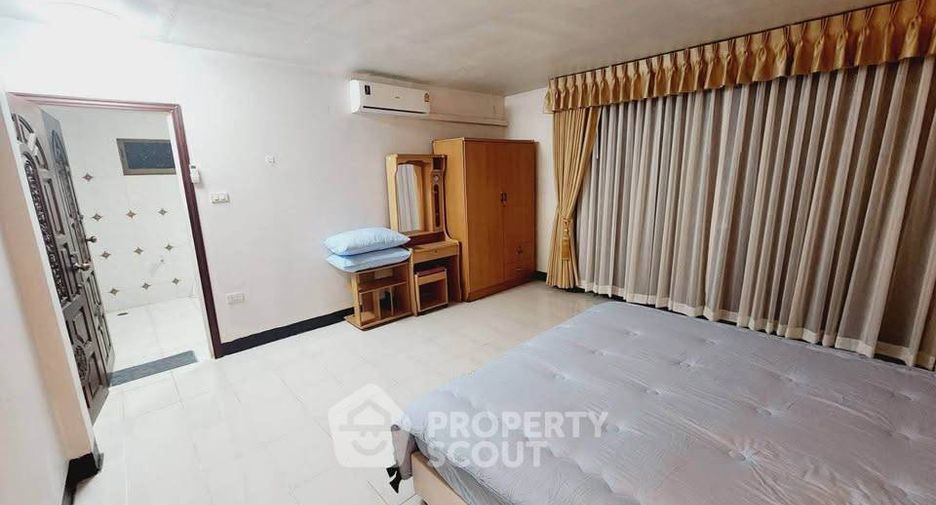 For rent 3 bedrooms house in Bang Lamung, Chonburi