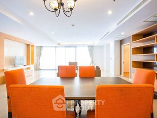 À louer 4 chambres appartement à Watthana, Bangkok