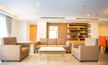 À louer 4 chambres appartement à Watthana, Bangkok