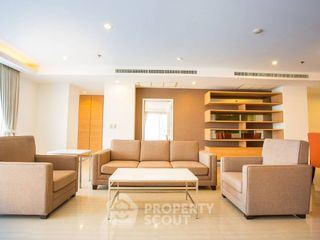 À louer 4 chambres appartement à Watthana, Bangkok