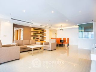À louer 4 chambres appartement à Watthana, Bangkok