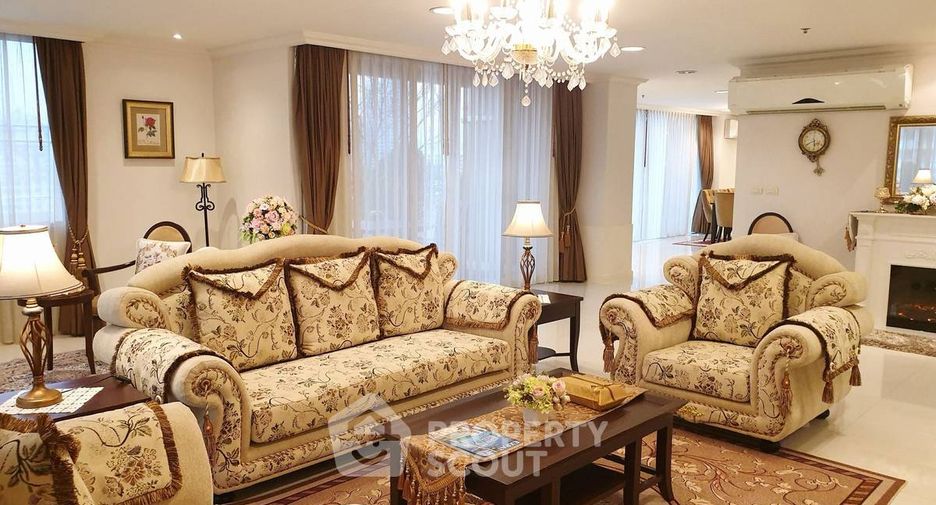 For rent 4 bedrooms apartment in Watthana, Bangkok