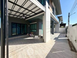 À louer 4 chambres maison à Bang Lamung, Chonburi