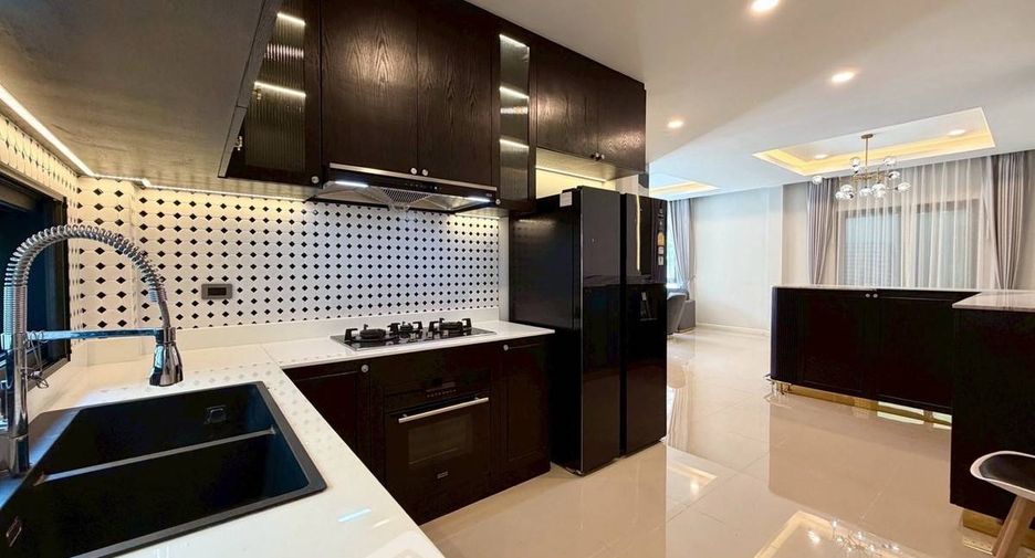 Haus zur Miete mit 4 Zimmer in East Pattaya, Pattaya