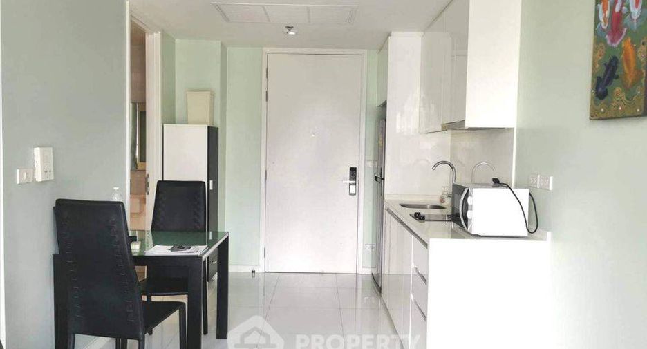 For rent 1 bed condo in Sathon, Bangkok