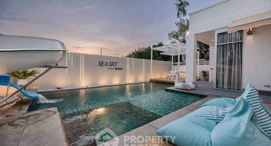 For rent 4 bedrooms villa in Sattahip, Chonburi