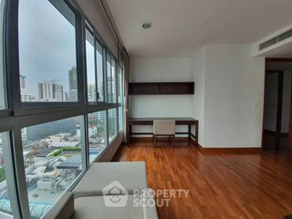 À louer 4 chambres appartement à Watthana, Bangkok