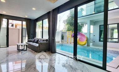 For rent 4 bedrooms villa in East Pattaya, Pattaya