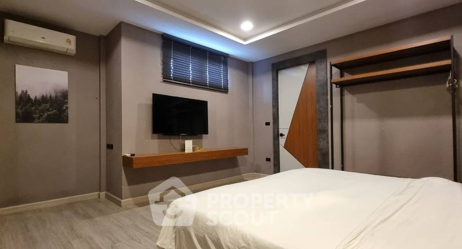 For rent 4 bedrooms villa in East Pattaya, Pattaya