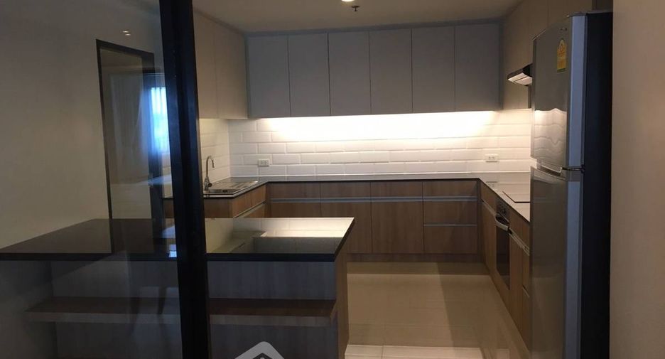 Apartment zur Miete mit 4 Zimmer in Watthana, Bangkok