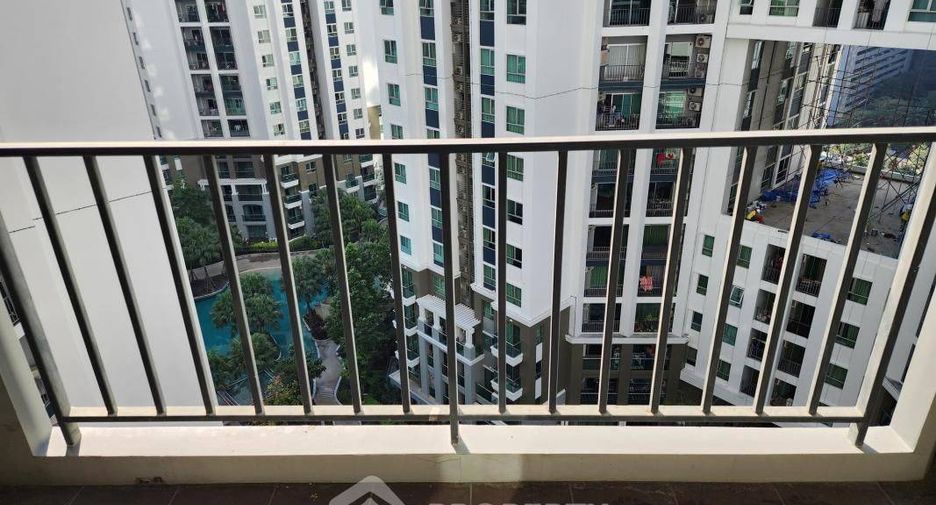For rent 2 bedrooms condo in Huai Khwang, Bangkok