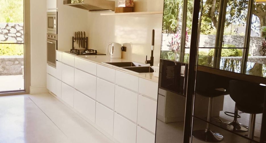 For rent 3 bedrooms condo in Sattahip, Chonburi