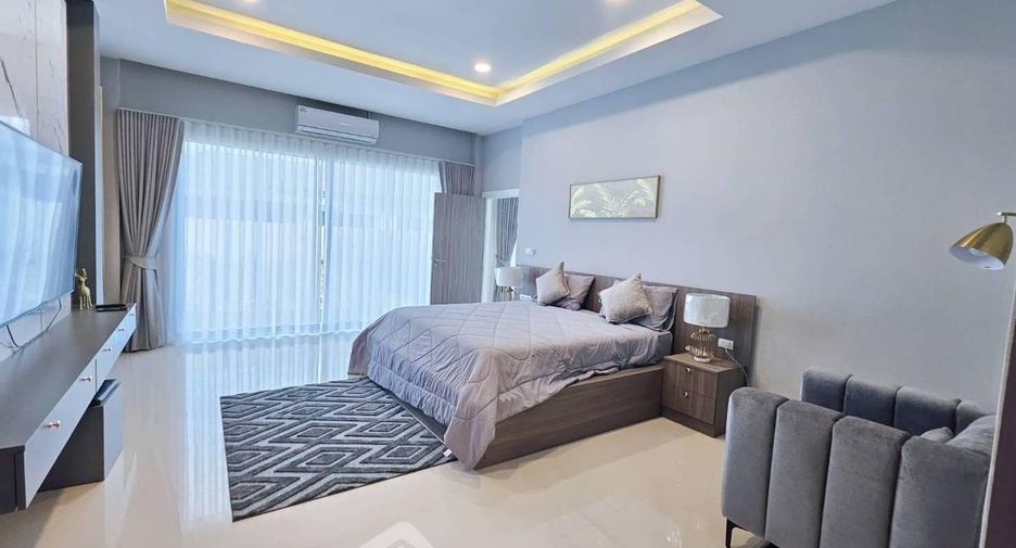 For rent 3 bedrooms villa in Huay Yai, Pattaya