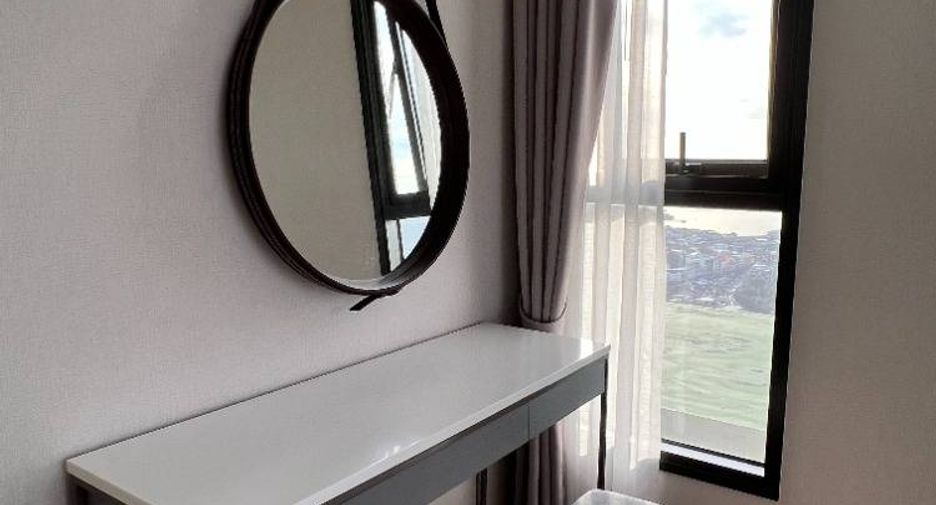 For rent 2 bedrooms condo in Si Racha, Chonburi