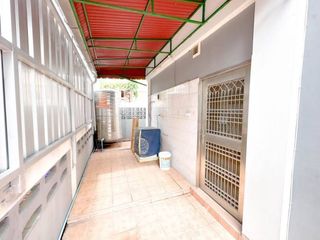 Casa en alquiler de 4 habitaciones en Bang Lamung, Chonburi