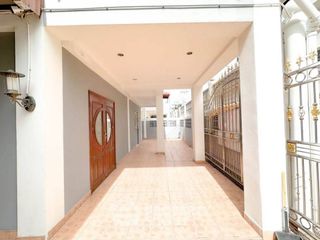 Casa en alquiler de 4 habitaciones en Bang Lamung, Chonburi