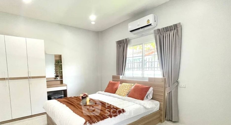 Casa en alquiler de 3 habitaciones en Si Racha, Chonburi
