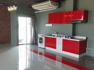 For rent 1 bed apartment in Watthana, Bangkok