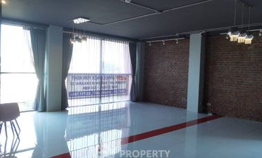 For rent 1 bed apartment in Watthana, Bangkok
