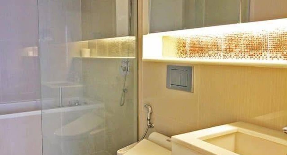 For rent 1 bed condo in Watthana, Bangkok