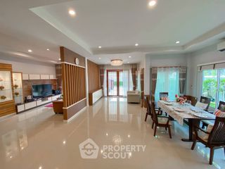 Villa zur Miete mit 4 Zimmer in Bang Lamung, Chonburi