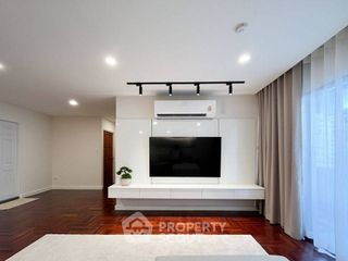 ขาย 3 ห้องนอน คอนโด ใน วัฒนา, กรุงเทพฯ