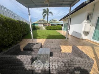 Casa en alquiler de 3 habitaciones en Bang Lamung, Chonburi