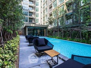 For rent 2 bedrooms condo in Huai Khwang, Bangkok