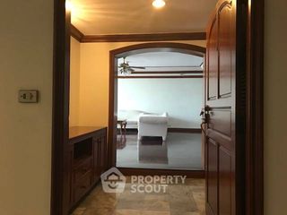 Apartment zur Miete mit 4 Zimmer in Khlong Toei, Bangkok