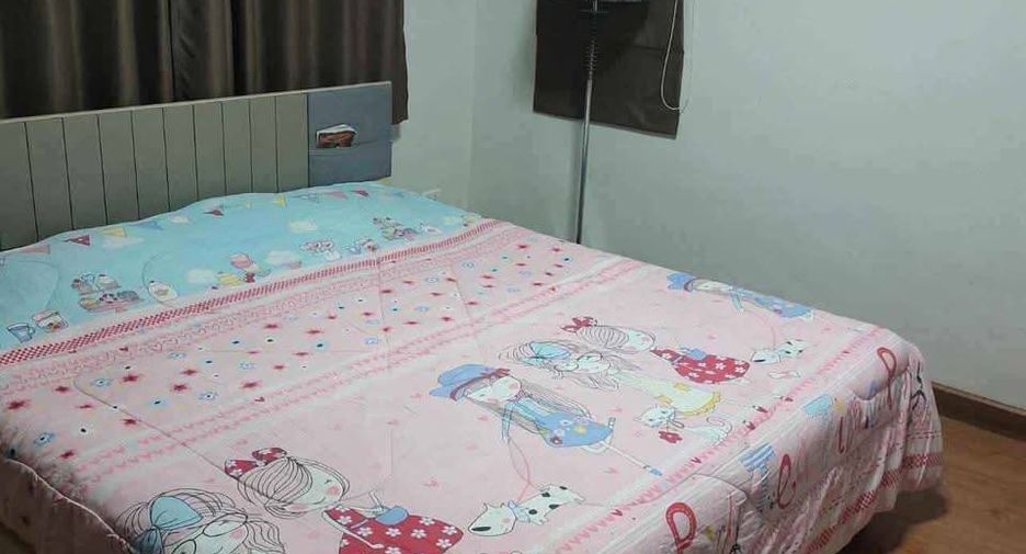 Haus zur Miete mit 3 Zimmer in Si Racha, Chonburi